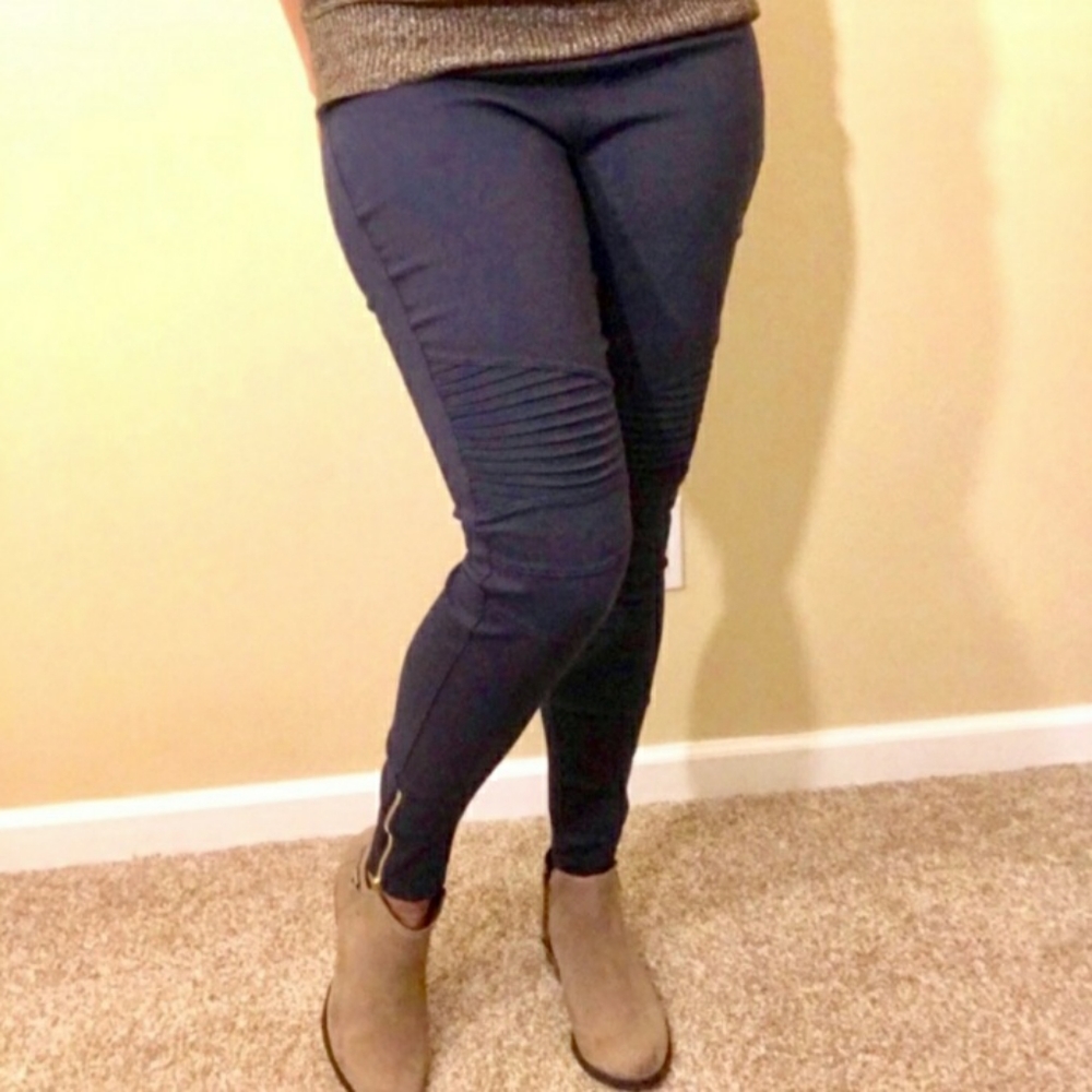 NWT Aluna Levi Pullon Navy Biker Style Jeggings Sz S/M fits Sz 2-8